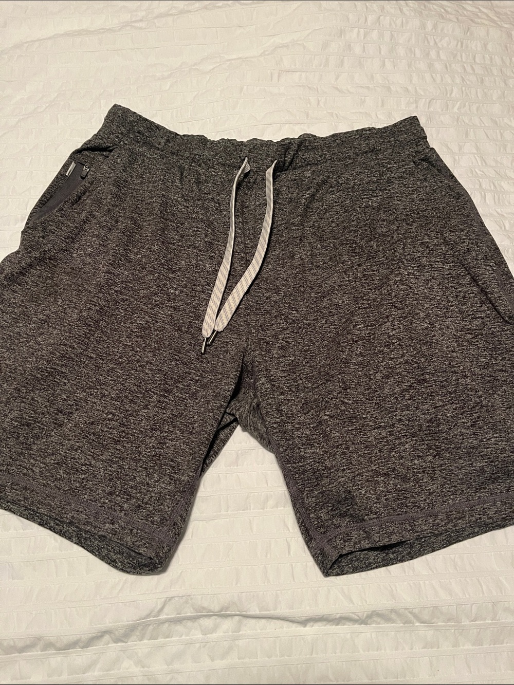 Vuori Charcoal Ponto Shorts